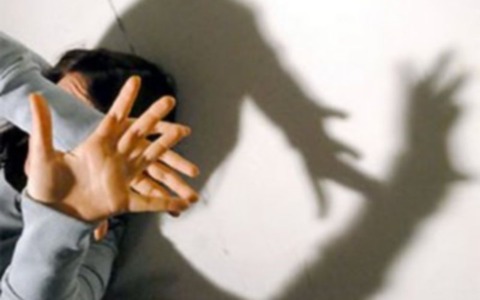 Empoli, un marocchino di 41 anni accusato di violenza e stalking nei confronti dell’ex moglie