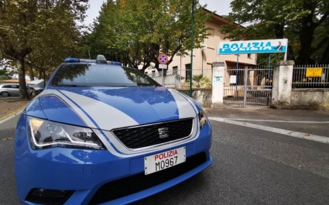 Firenze, un 29enne arrestato per tentata estorsione e minacce