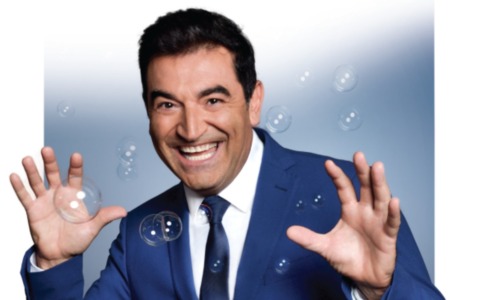 Max Giusti in scena con Bollicine Update a Firenze