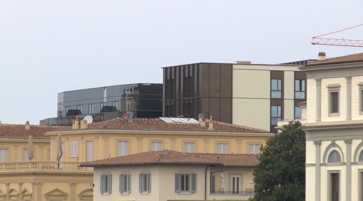 Avvisi di garanzia per il “cubo nero”: due indagati a Firenze