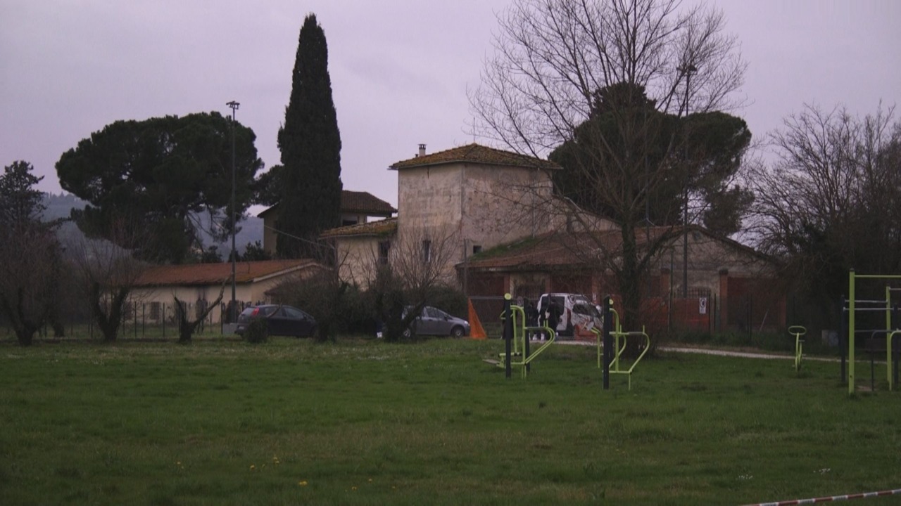 Decapitazione di una donna, il sospettato: tra emarginazione e criminalità