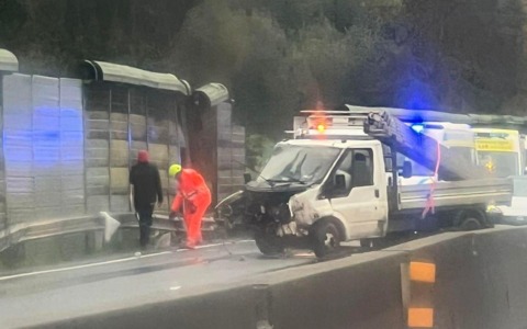 Incidente sulla Fi-Pi-Li provoca ingorghi in direzione mare