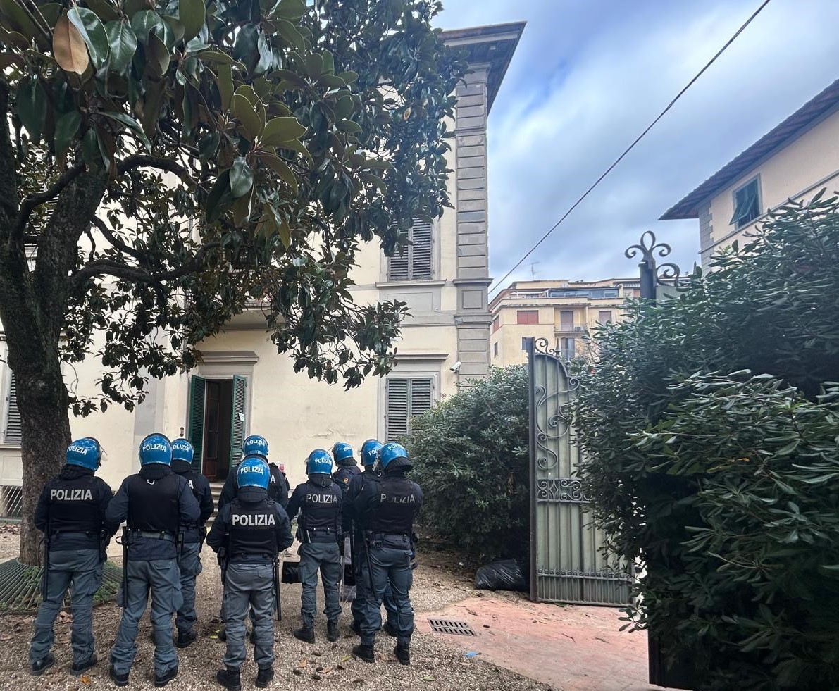 Operazione di sgombero in via Masaccio