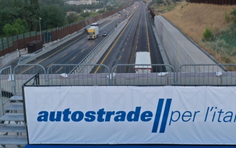 Chiusure notturne sulle autostrade A11 e A1 per manutenzione