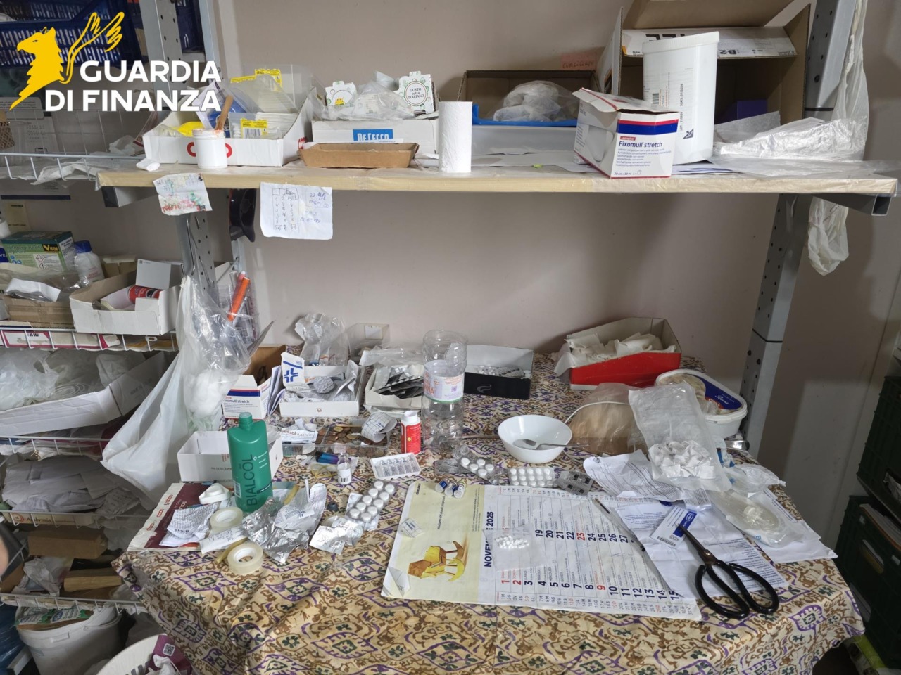 Denunciato un falso medico a Campi Bisenzio, scoperto un ambulatorio illegale