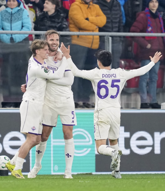 Fiorentina conquista i quarti di finale: sfida al Crystal Palace in arrivo
