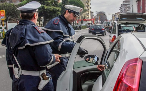 Firenze, San Jacopino: intensificati i controlli della Polizia municipale