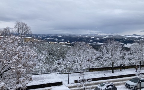 Il freddo torna in Toscana: allerta gialla per neve e comuni a rischio