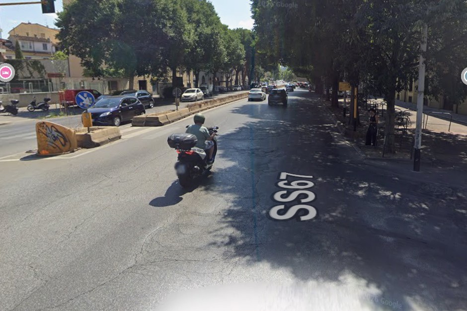 Incidente in viale Gramsci: ciclista di 78 anni perde la vita dopo scontro con un mezzo pesante