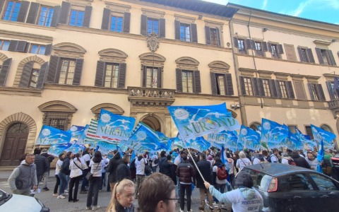 Protesta degli infermieri del pronto soccorso contro la Regione Toscana