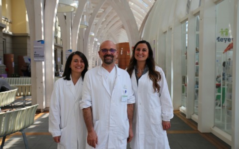 Trattati con successo i primi pazienti pediatrici con alopecia grave al Meyer