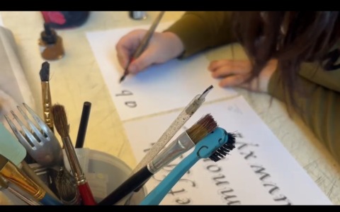 A Firenze, 3.200 lettere tra giovani e anziani nel progetto “Cara nonna ti scrivo”