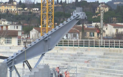 Accelerazione dei lavori al Franchi senza Europa