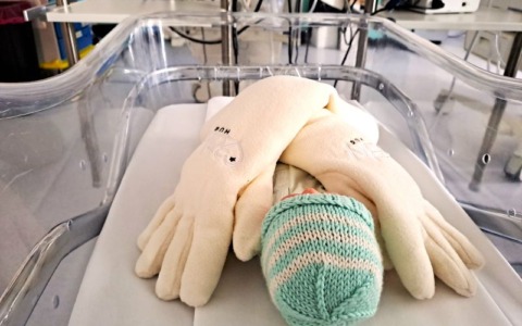 La scelta di Orlando: compleanno senza regali per neonati fragili