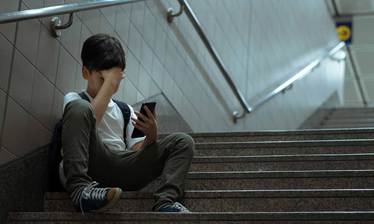 Psicologi Toscani: Educazione affettiva e digitale per contrastare la violenza giovanile