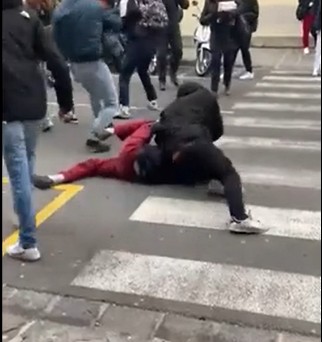 Scontri al liceo Michelangiolo: prosciolti i militanti di Azione studentesca