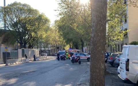 Tragedia sul viale Fanti: un 82enne perde la vita